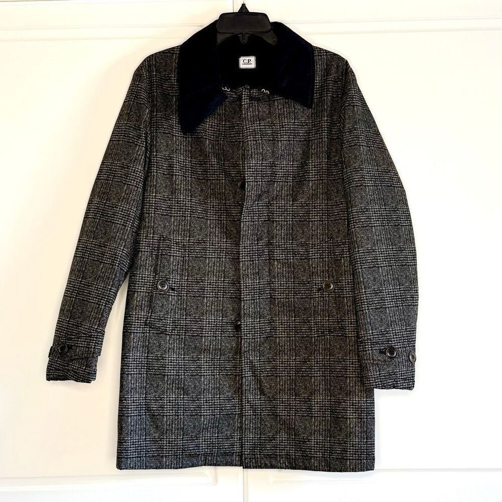NWT C.P. Company men gray plaid pattern overcoat.  Size S (44 Italian)